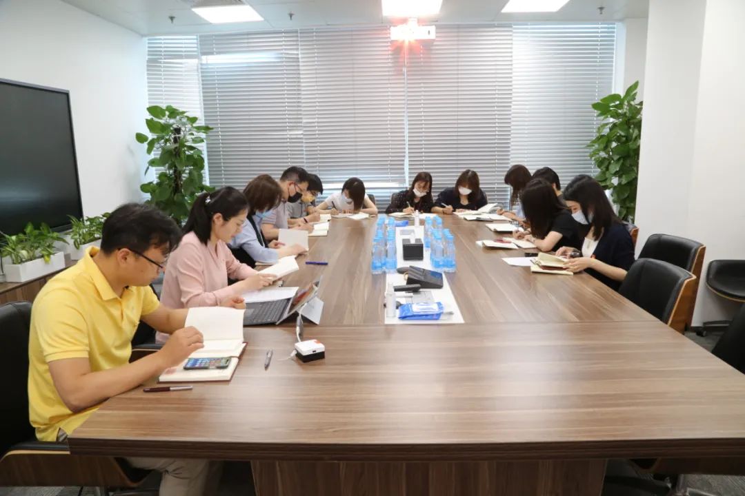 中建材信息技術(shù)第一黨支部開(kāi)展黨史論述著作專(zhuān)題學(xué)習(xí)